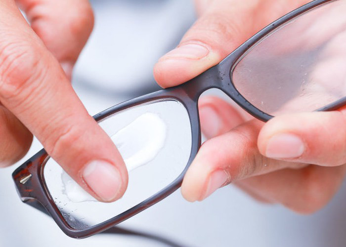 How To Remove Scratches From Your Glasses