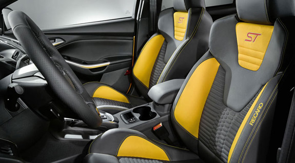 2013-Ford-Focus-ST-3