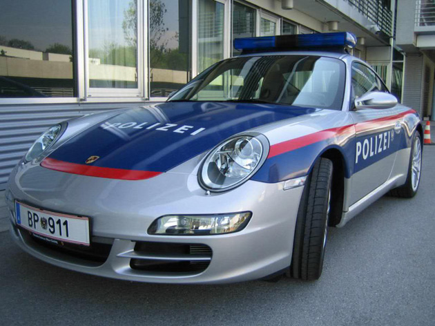 Austria - Porsche 911 Police Car
