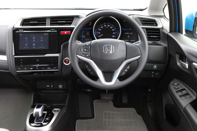 2015-Honda-Fit-4