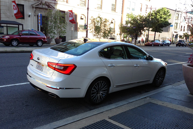 2014 Kia Cadenza at Sbraga