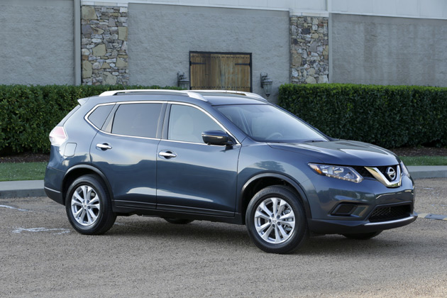 2014-Nissan-Rogue-1