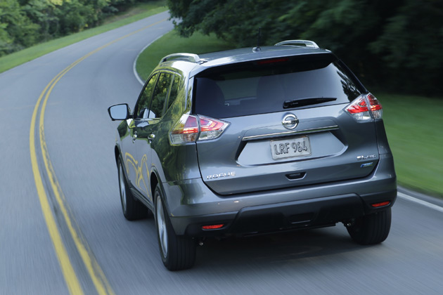 2014-Nissan-Rogue-4