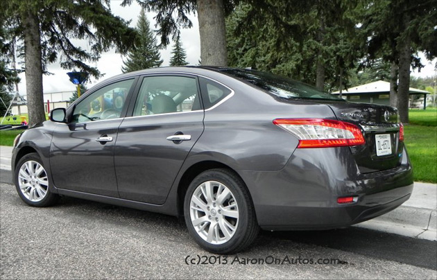 2013-Nissan-Sentra-SL-3
