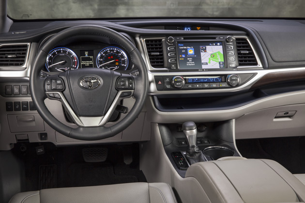 2014-Toyota-Highlander-Interior-1