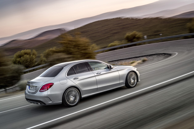 2015-Mercedes-Benz-C-Class4