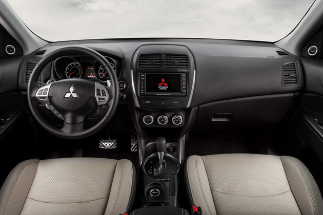 2013_Outlander_Sport_LE_4