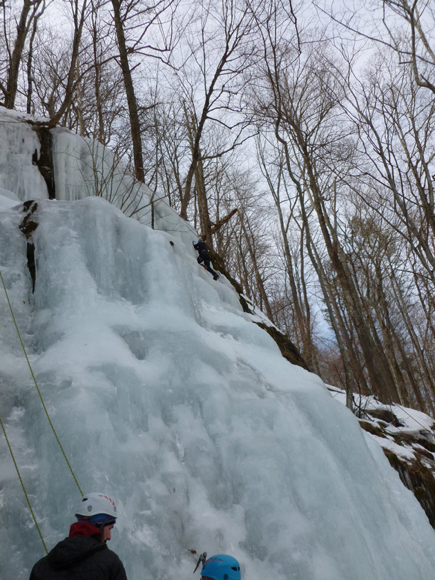 Ice-Climbing-3