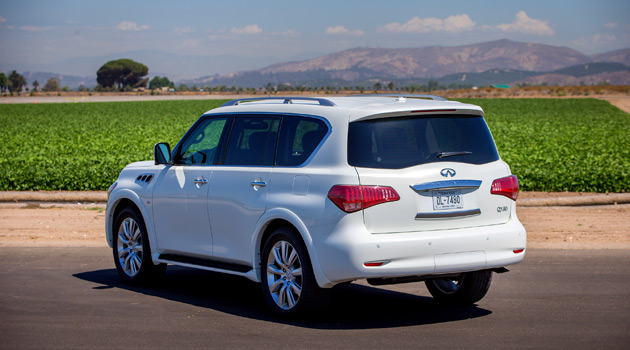 2014_Infiniti_QX80_2