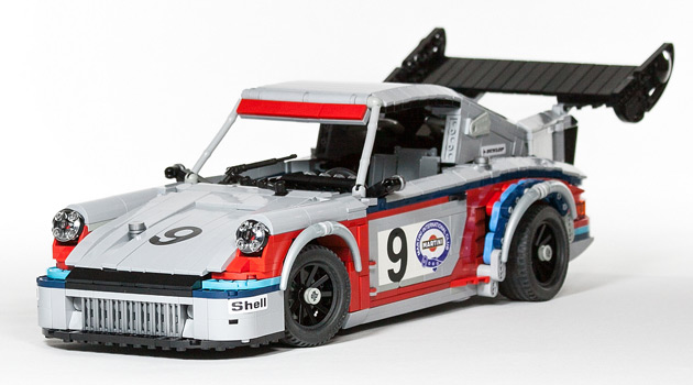 LEGO-Martini-Porsche-Racing-2