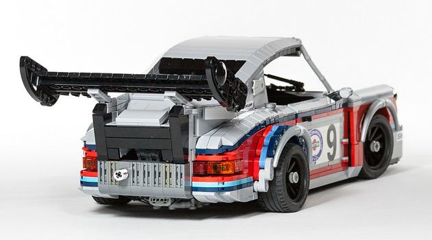 LEGO-Martini-Porsche-Racing-3