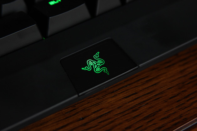 Razer-Blackwidow-Ultimate5