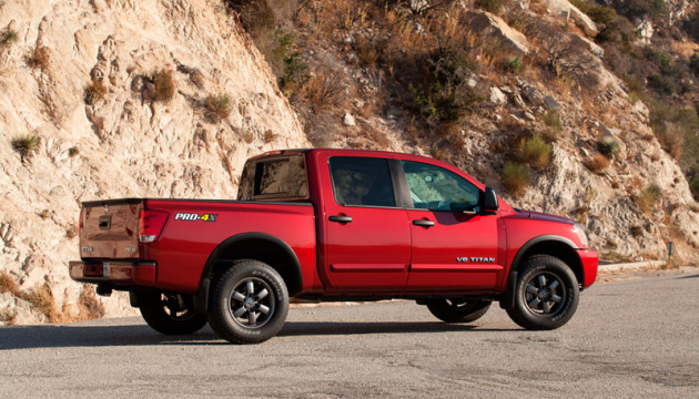 2014_Nissan_Titan_2