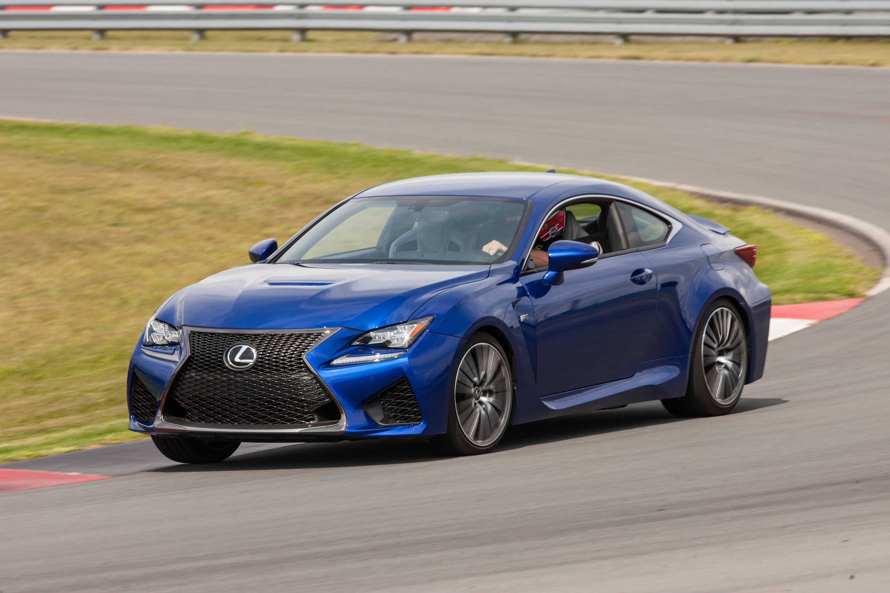 2015-Lexus-RC-F-2