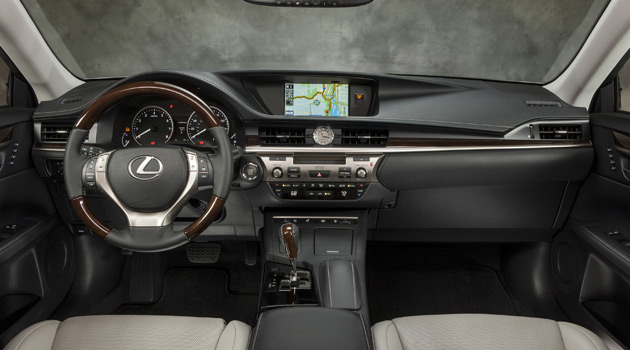 2014-Lexus-ES350-4