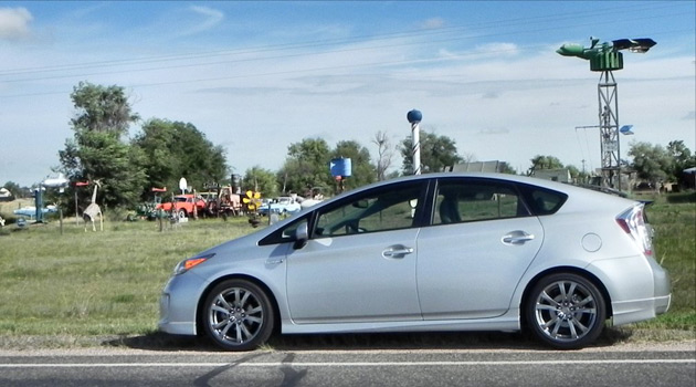 2014-Toyota-Prius-Five-1