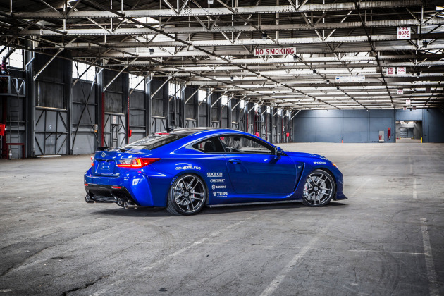 2015_Lexus_RC_F_SEMA_002