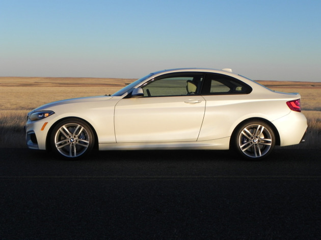2014-BMW-228i-3