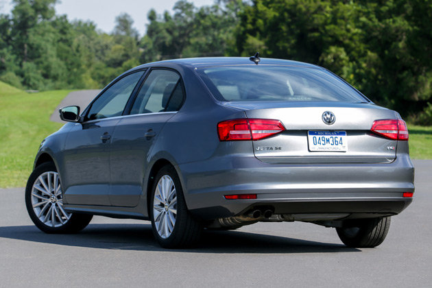 2015-VW-Jetta-2