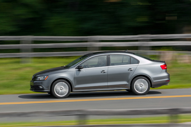 2015-VW-Jetta-3