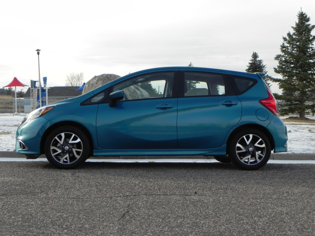 2015-Nissan-Versa-Note-3