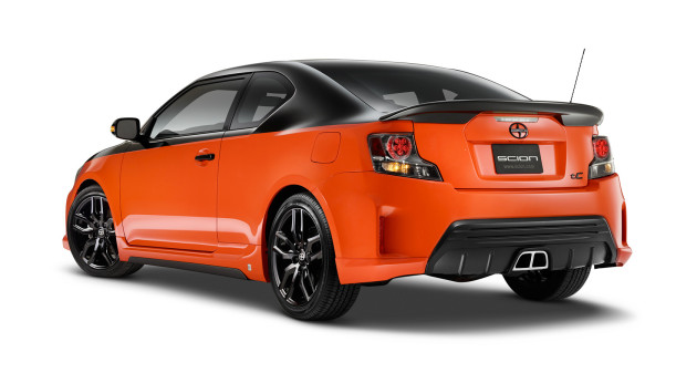 2015_Scion_tC_RS9_002