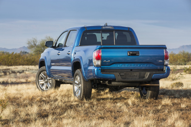 2016-Toyota-Tacoma-2