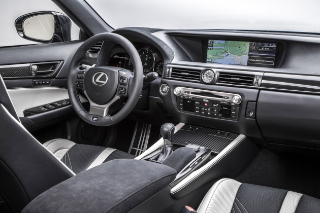 2016_Lexus_GS_F_003