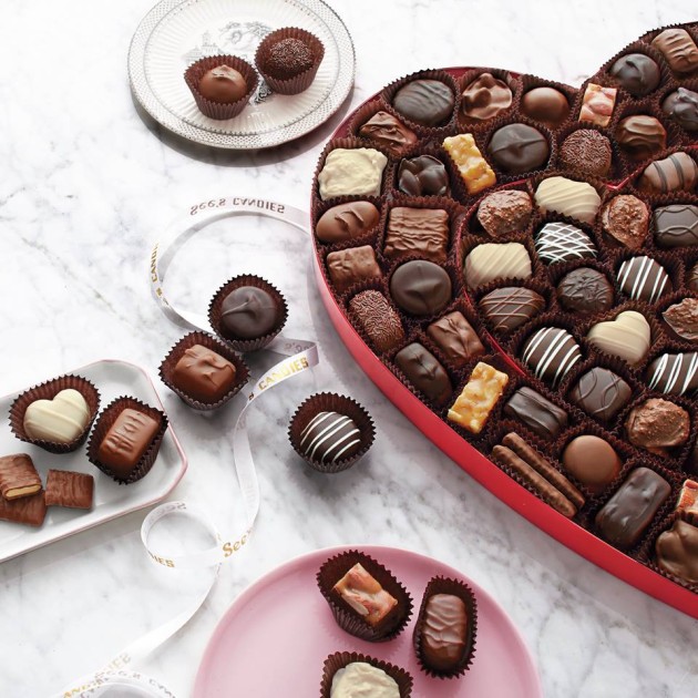 Valentines-Day_SeesCandies