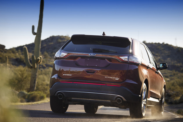 2015-Ford-Edge-2