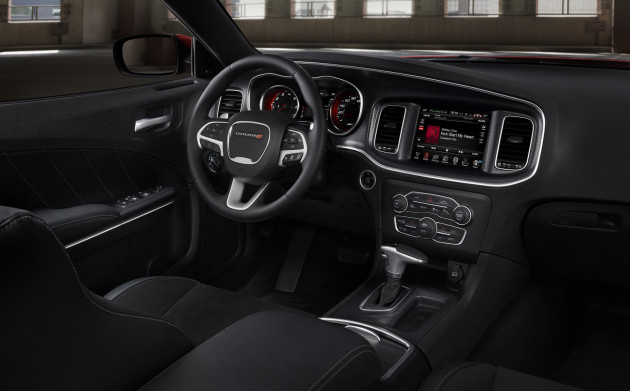 2015-Dodge-Charger-4