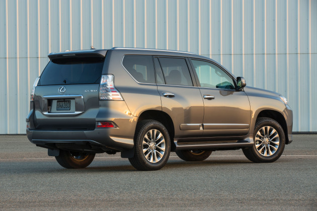 2015_Lexus_GX_460_2