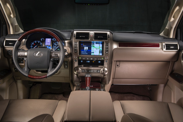 2015_Lexus_GX_460_4