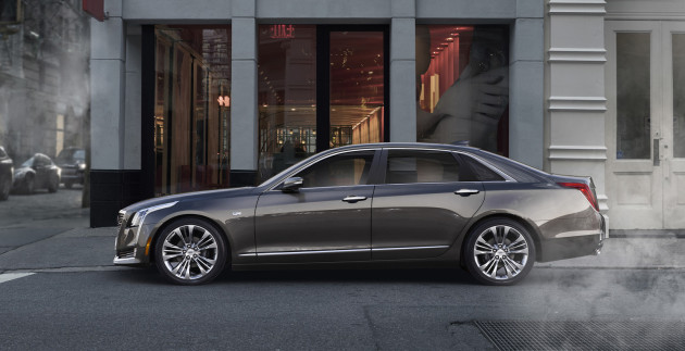 2016-Cadillac-CT6-2