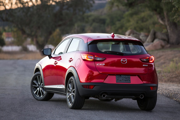 2016-Mazda-CX-3_4