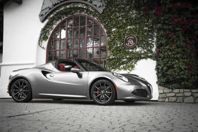 Alfa-Romeo-4C-Spider-1