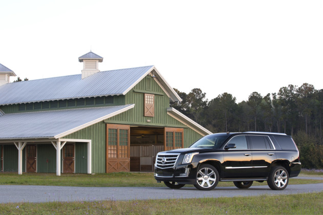 2015-Cadillac-Escalade-3