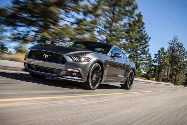 2015-Ford-Mustang-GT-3