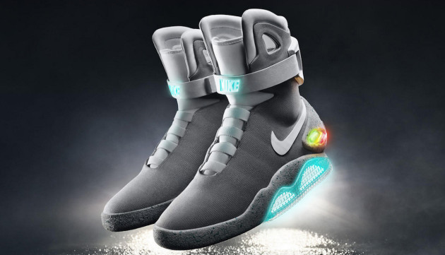 Self-Lacing Nike MAG