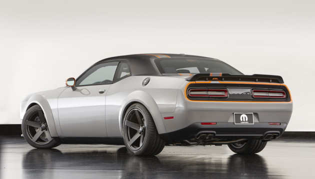 Dodge-Challenger-GT-AWD-2