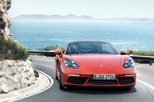 2017-Porsche-718-Boxster-7