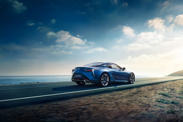 Lexus_LC_500h_002