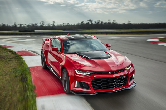 2017-Chevrolet-Camaro-ZL1-1