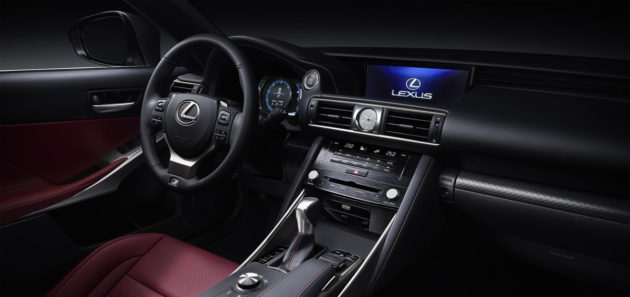 2017-Lexus-IS-4
