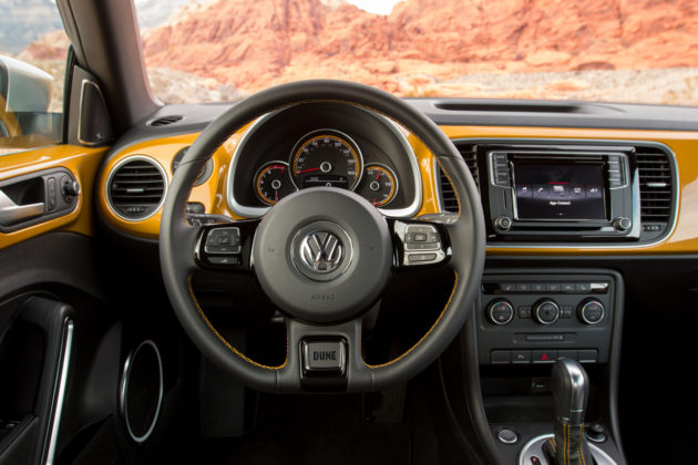 2016-VW-Beetle-Dune-4