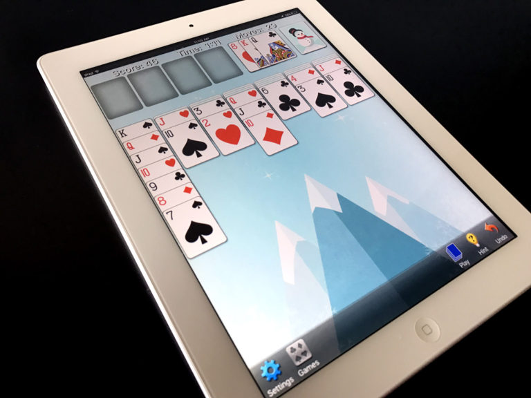Stay Entertained On The Go With Solitaire by MobilityWare