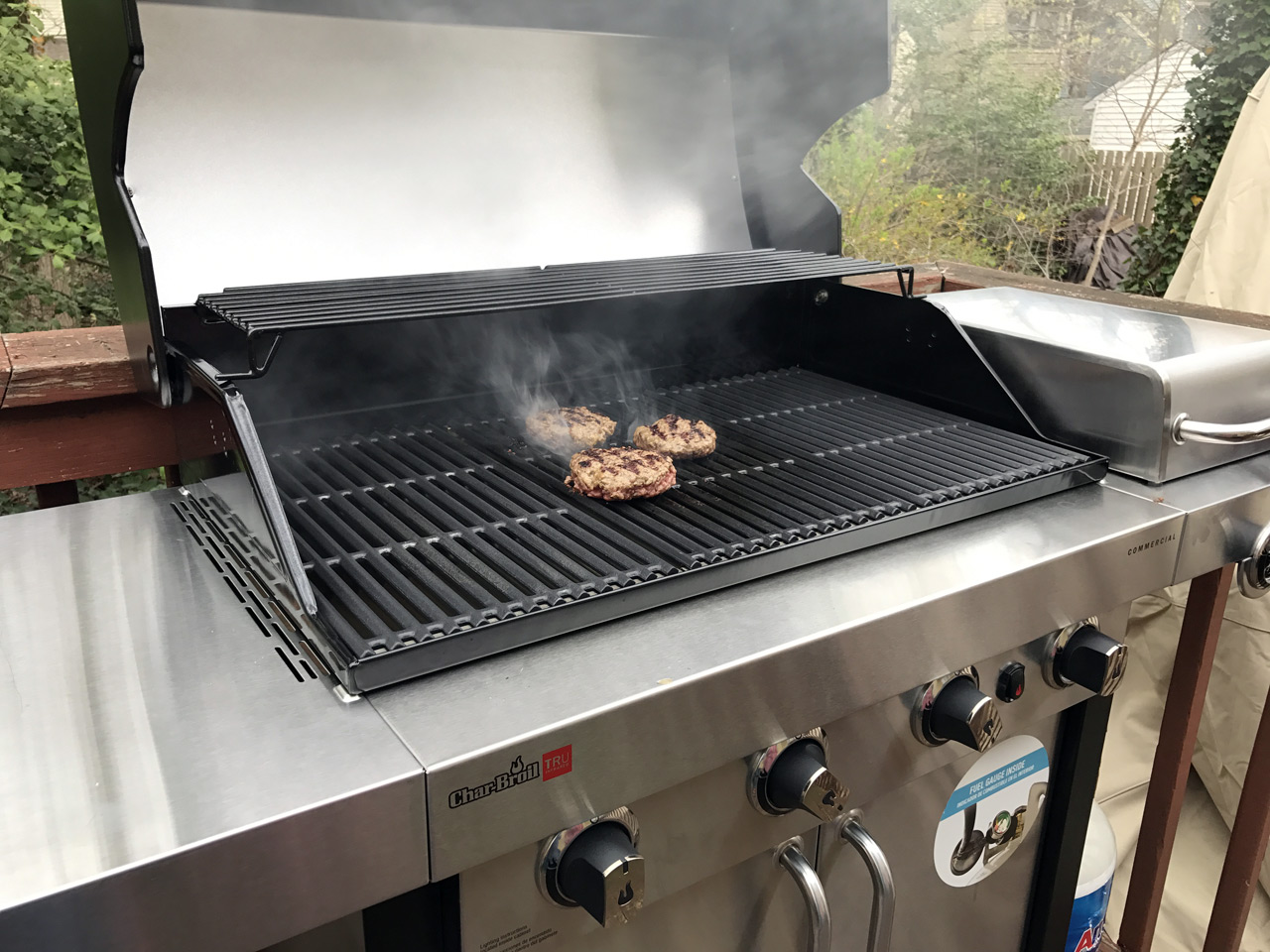 Char-Broil Commercial 4 Burner Gas Grill