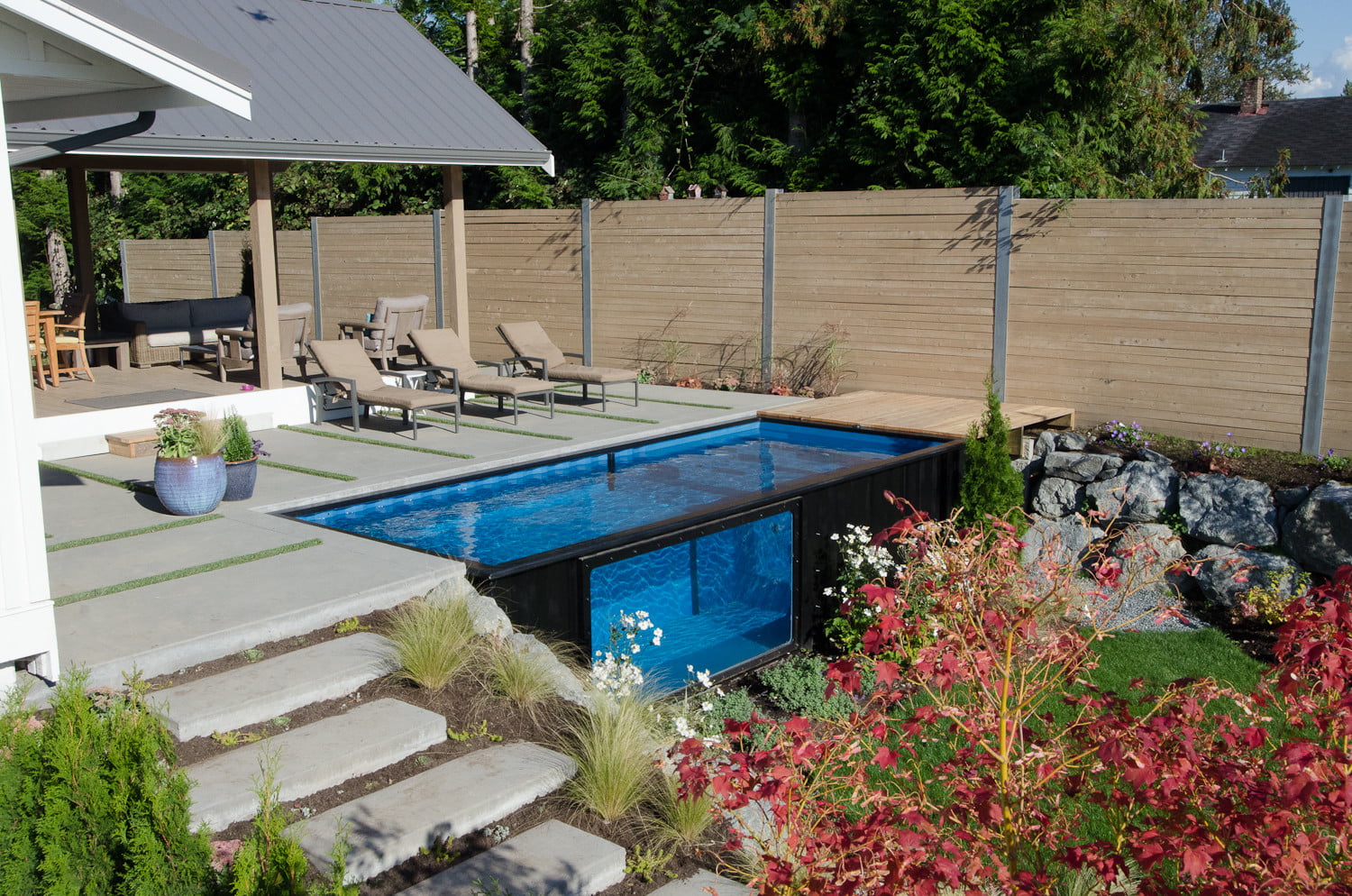 Modpools Shipping Container Pool