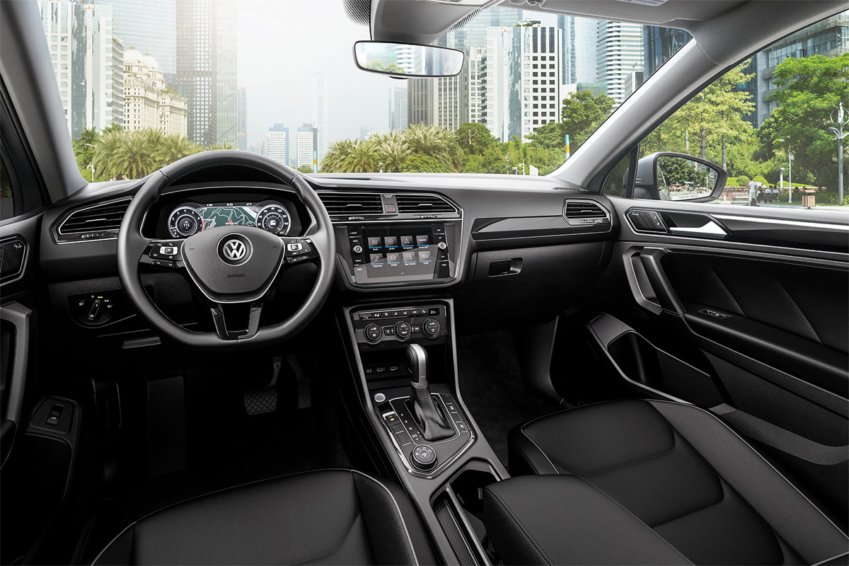 2019 Volkswagen Tiguan interior