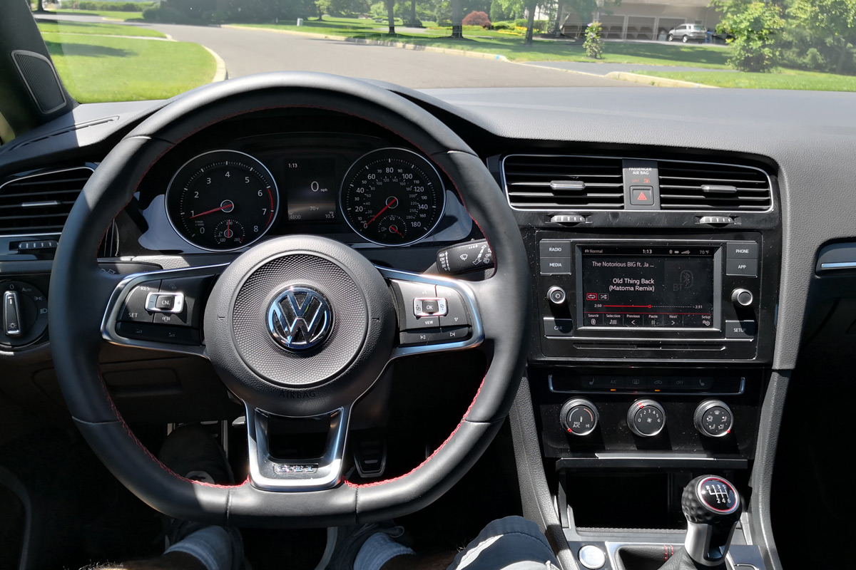 2019 Volkswagen Golf GTI 2.0T Rabbit Edition - Interior